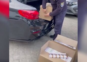 100 000 сигарет обнаружены в автомобиле, остановленном мобильными экипажами Таможни