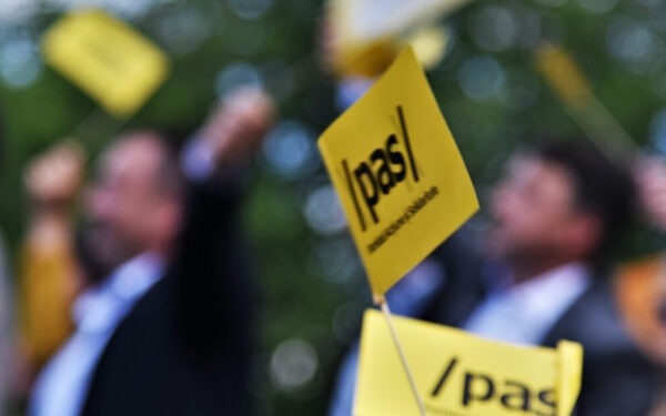 PAS превращает ежегодную конференцию в элитное мероприятие за большие деньги в одном из самых дорогих ресторанов столицы | VIDEO