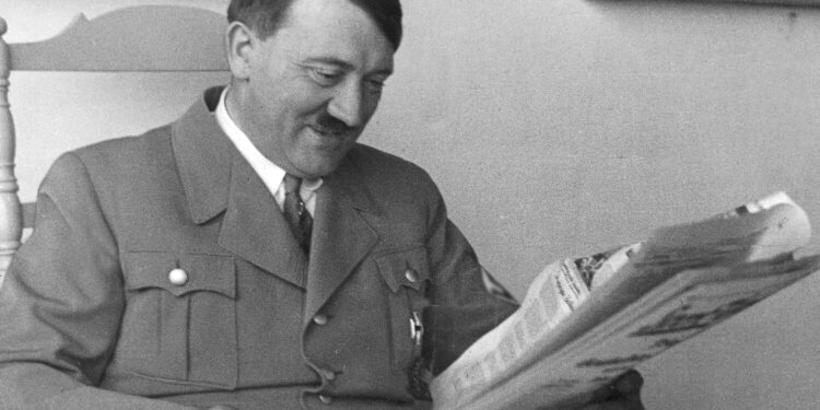 Почти 50 немецких компаний признались в помощи Гитлеру