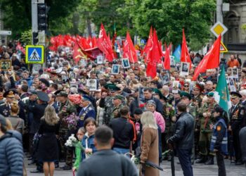 Марш Бессмертного полка пройдёт даже без одобрения властей | VIDEO