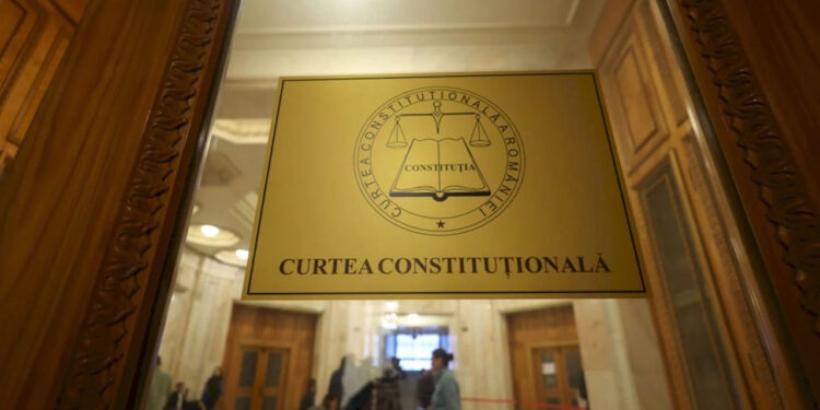 КС Румынии признал действительными результаты первого тура выборов