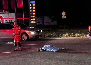 Femeie lovită mortal de un automobil în Chișinău: Poliția examinează ipoteza sinuciderii