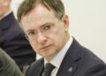 Мединский назвал возможное время начала встречи с Украиной