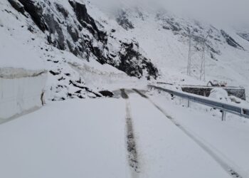 В горах Румынии выпал снег. Трансфэгэраш в любом случае откроется, обещают власти