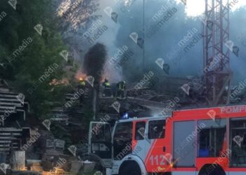 Incendiu la depozitul companiei Urbanconstruct din Chișinău