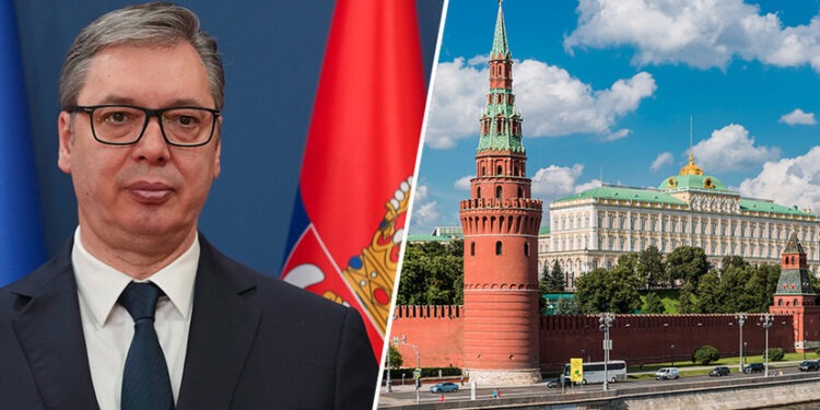 Президент Сербии Вучич записал обращение на Красной площади