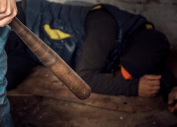 Doi bărbați, condamnați la închisoare pentru o agresiune care a dus la moartea victimei