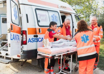 Peste 15.000 de persoane au solicitat ambulanța în ultima săptămână