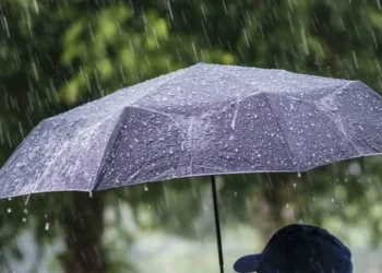 Vreme instabilă: ploi scurte și frig primăvăratic