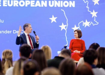 Un pictor de renume: Maia Sandu promovează kitsch-ul în locul adevăratelor valori |VIDEO