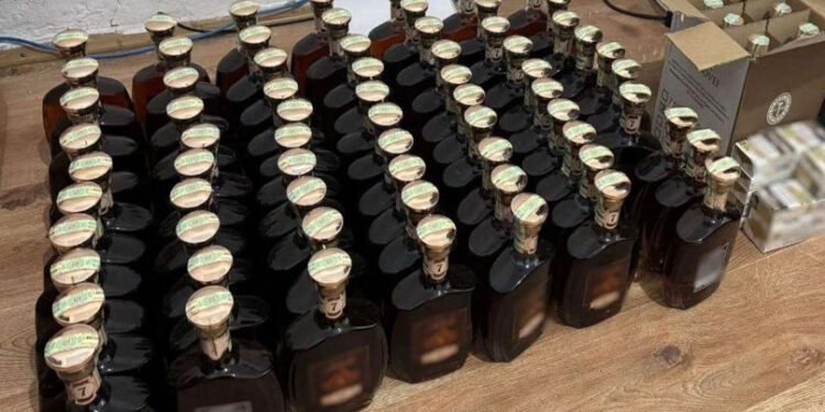 Moldovean prins cu alcool și țigări de contrabandă în Botoșani