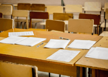 Un plic cu teste de limba română pentru clasa a IV-a, deschis neautorizat de directorul unei instituții din Rezina: MEC vrea demisia persoanelor implicate