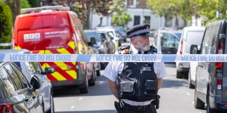 В доме премьер-министра Британии произошел пожар