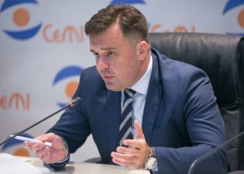 Directorul misiunii de observare ENEMO, reținut pe Aeroportul Chișinău: Acuză Poliția de Frontieră de hărțuire