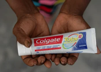 В Бразилии вновь запрещена продажа зубной пасты Colgate