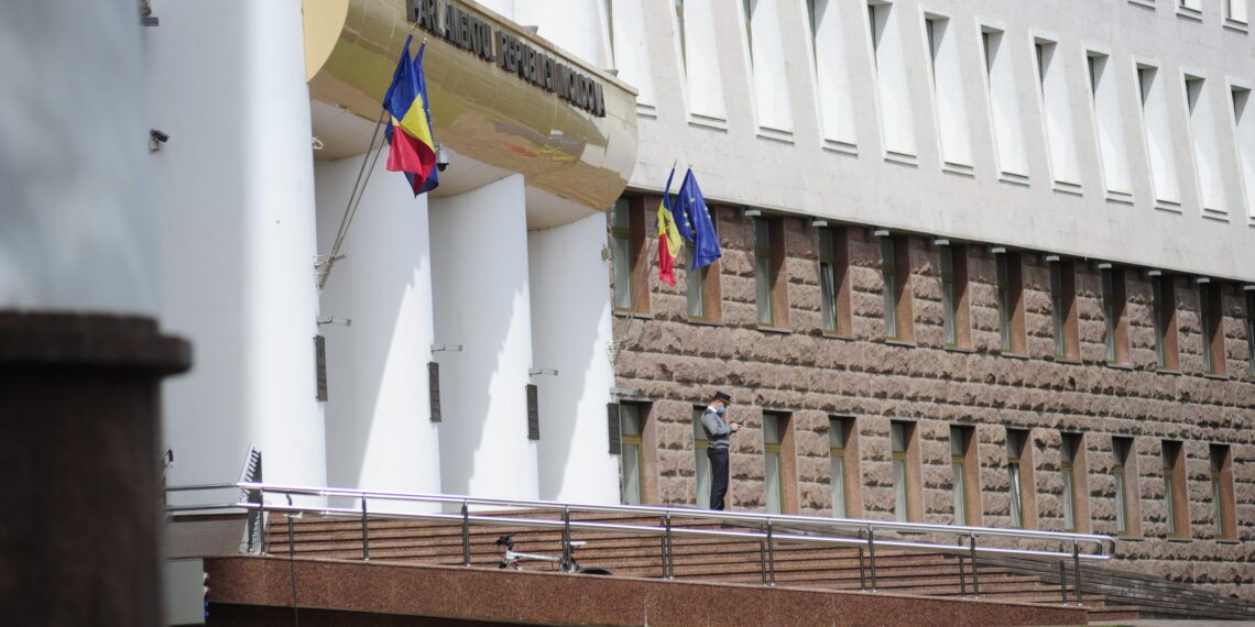 Conferință cu preț de lux: PAS organizează un eveniment „pentru toți”, dar accesibil doar pentru aleși