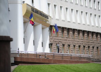 Conferință cu preț de lux: PAS organizează un eveniment „pentru toți”, dar accesibil doar pentru aleși