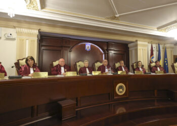 CCR secretizează averile funcționarilor și demnitarilor și ale rudelor lor. Decizia adoptată joi de magistrații constituționali