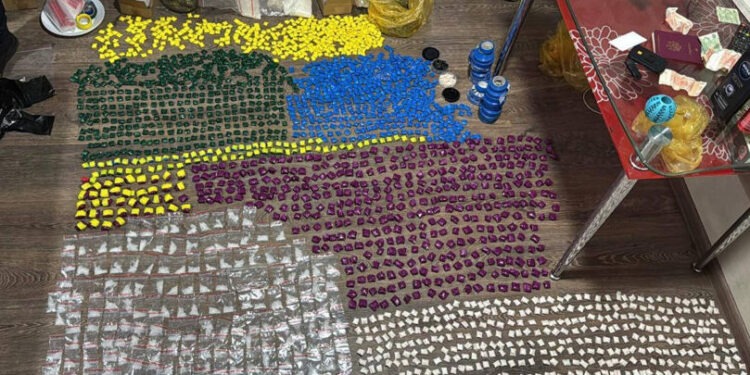 Droguri de 2,5 milioane de lei, confiscate la Ungheni: grup infracțional reținut