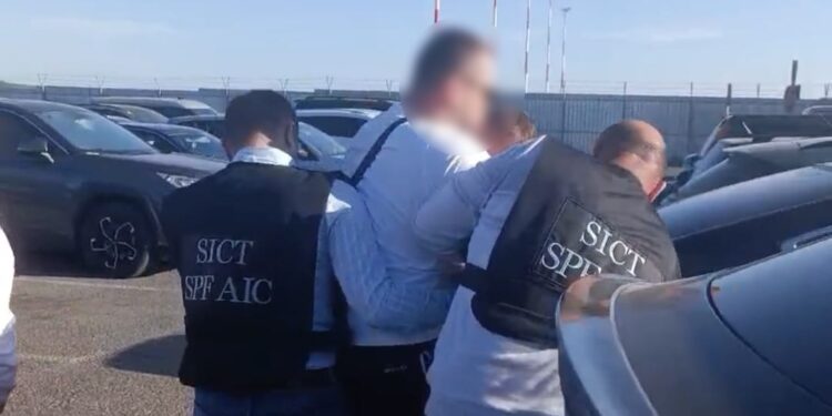 Попытка подкупа в аэропорту Кишинёва: задержан гражданин Грузии