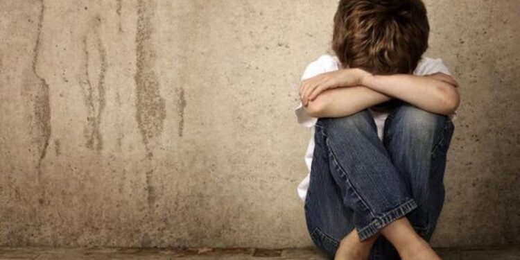 Agenția pentru prevenirea violenței cere anchetă transparentă pe cazul copilului agresat la grădinița din Țînțăreni: Educația non-violentă e o obligație legală și morală