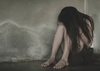 Justiție oarbă? O femeie cu dizabilitate intelectuală, judecată și condamnată fără expertiză psihiatrică