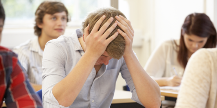 Un nou record la BAC: Peste 3500 de elevi vor avea nota „10” din oficiu la limba străină și la informatică