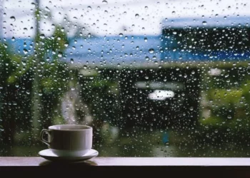 Prognoza mete: Ploi de scurtă durată în mai multe regiuni