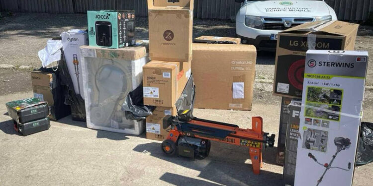 Bunuri nedeclarate, depistate într-un autocar pe ruta Leușeni–Chișinău