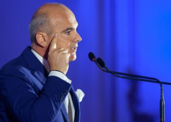 Rareș Bogdan o acuză pe Maia Sandu pentru eșecul lui Crin Antonescu în Moldova: Abia aștept să-i bat obrazul, noi i-am sprijint în toate modurile!