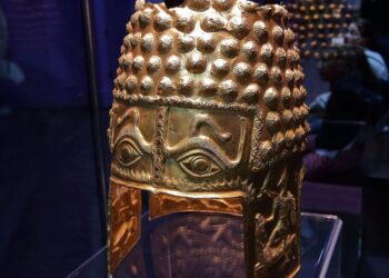 Furtul tezaurului dacic din Muzeul Drents a fost comandat din România, scrie presa olandeză