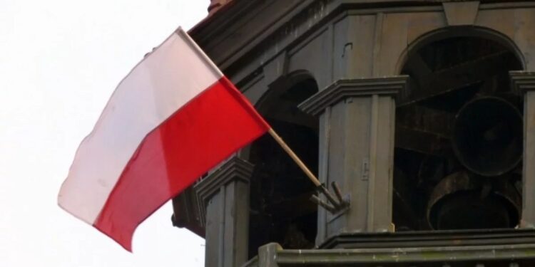 В Варшавском университете вооруженный топором мужчина убил человека