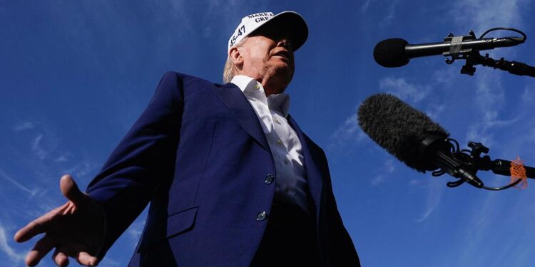 Госдеп пояснил, что значат слова Трампа в адрес Путина об «игре с огнем»