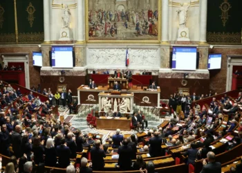 Parlamentul francez se pregătește să voteze o lege care permite sinuciderea asistată și, în anumite cazuri, eutanasia