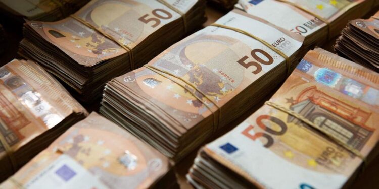 Валютные резервы Молдовы за месяц сократились на 100 миллионов евро