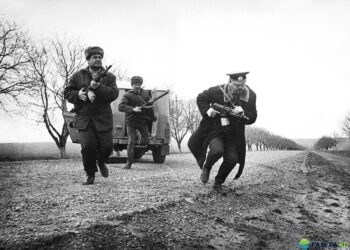 Mărturii cutremurătoare ale unui copil al războiului: „Bombardează nemții. Eu mă tem, mamă, mă dor ochii |VIDEO