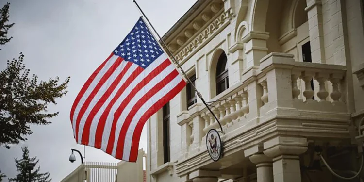 Посольство США в Кишиневе приостанавливает выдачу виз гражданам Молдовы: Рассказываем, по какой причине