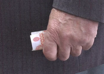 «Жду, чтобы смерть меня забрала». Как выжить на пенсию в 3000 леев