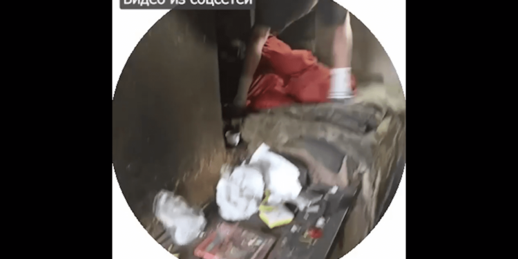 В Дубоссарах подростки избили пожилых людей и сняли процесс на видео: молодые люди задержаны