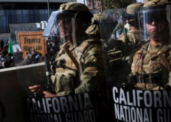 Калифорния подала в суд на Трампа