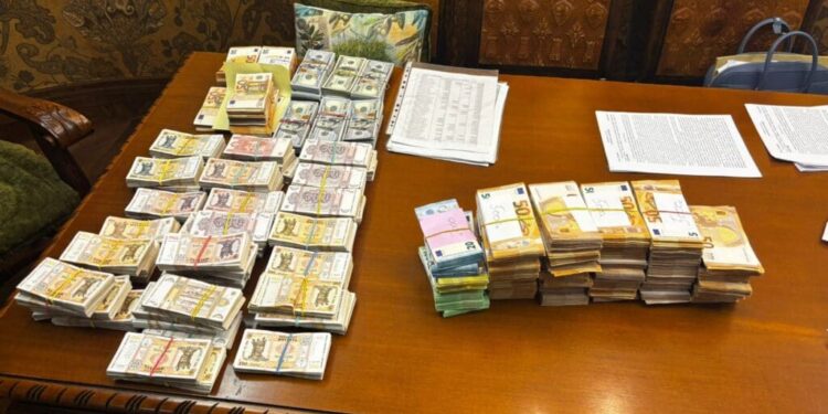 Три компании из Кишинева подозреваются в уклонении от налогов и отмывании 13 миллионов леев