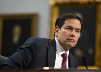 Рубио поздравил россиян и призвал к миру между Москвой и Киевом