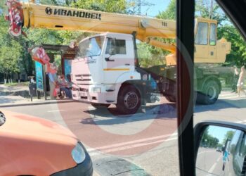 Смертельное ДТП в столичном секторе Чеканы: женщину сбил подъемный кран