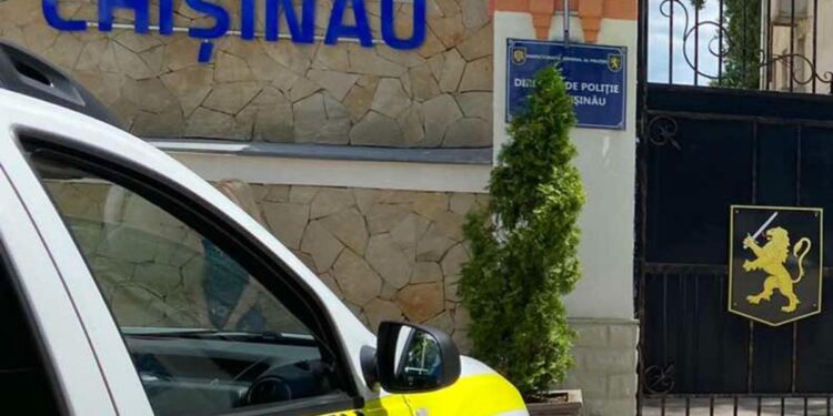 Скончался на больничной койке: В столице мотоциклист попал в аварию