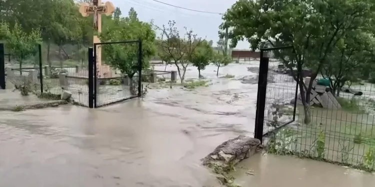 Соляная шахта «Прайд» в Румынии под угрозой обрушения из-за сильного наводнения