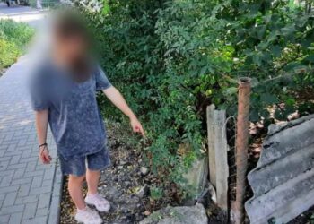 Полиция задержала 16-летнюю девушку, которая распространяла наркотики