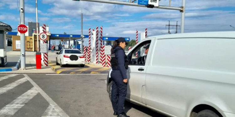 Situația la frontieră: Peste 69.000 de traversări. Încălcările depistate