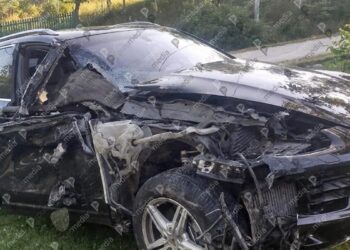 Accident cu un Porsche Cayenne pe traseul R1: șoferul ar fi fost beat