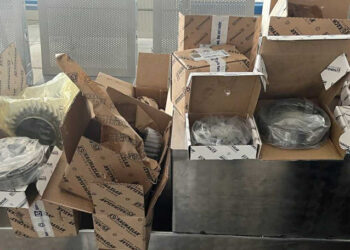 Tentative de contrabandă cu piese auto, dejucate la Vama Leușeni