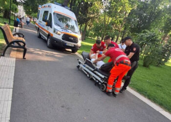 Bărbat prăbușit în Parcul Catedralei, salvat de carabinieri